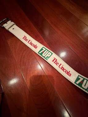 Vintage White Leather 7UP The Uncola Logo Belt
